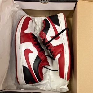 Jordan 1 Bulls Low